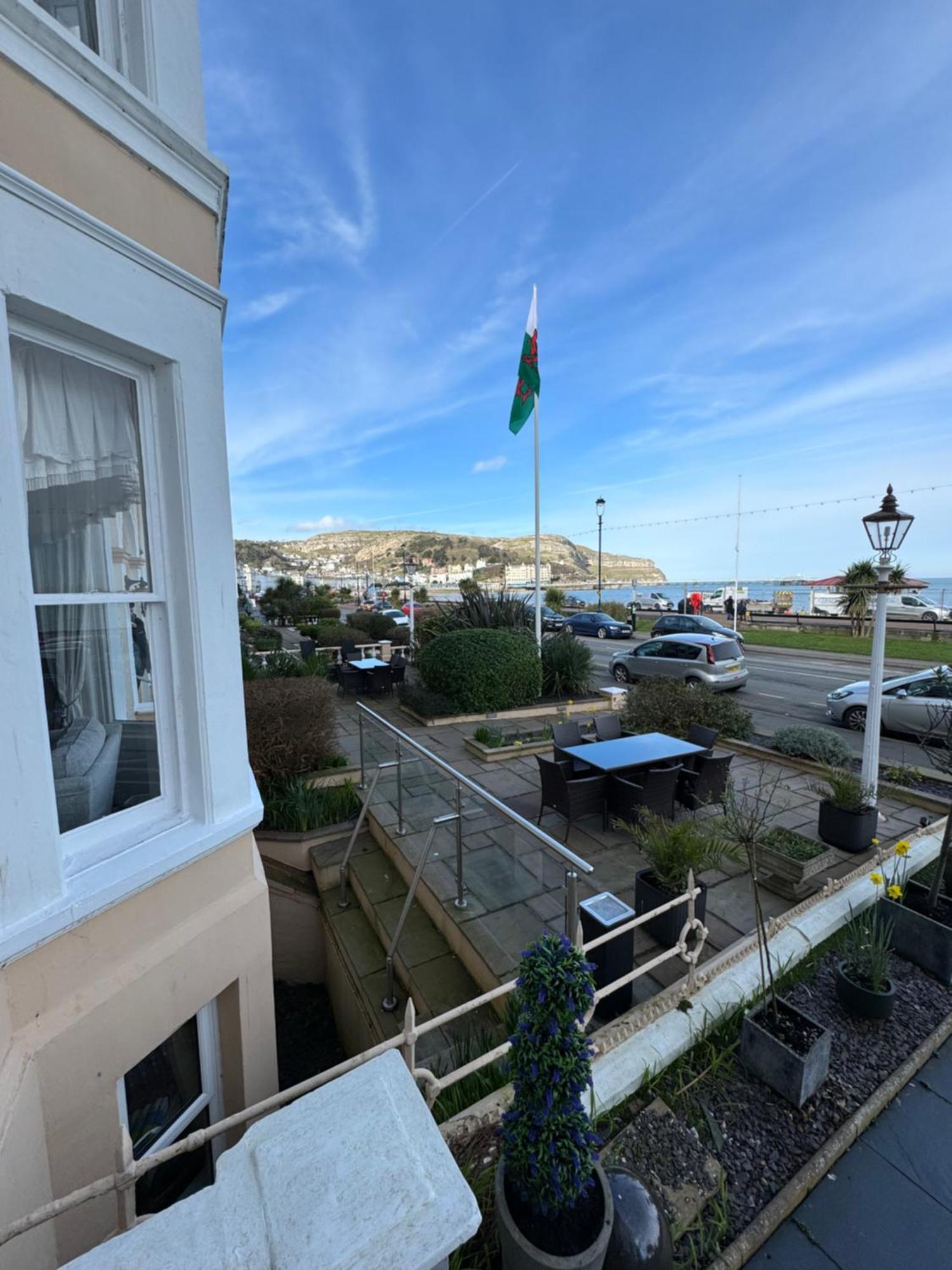 Winchmore Hotel Llandudno Exterior photo